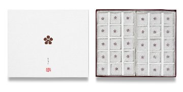 (賞味期限45日)山田屋まんじゅう　化粧箱30個入　密封包装　の画像