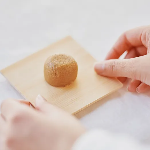 こきび　まろぶ