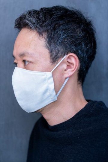 【抗菌防臭加工】国産ダブルガーゼ不織布フィルターポケット付き立体マスク（ノーズワイヤーなし）アイスグレー画像